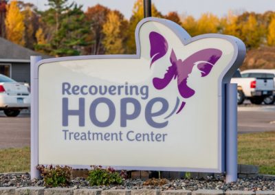 minnesota-residential-treatment-substance-recovery-bedroom